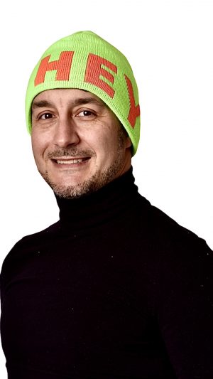 Cappello verde/blu e verde/arancio hey team